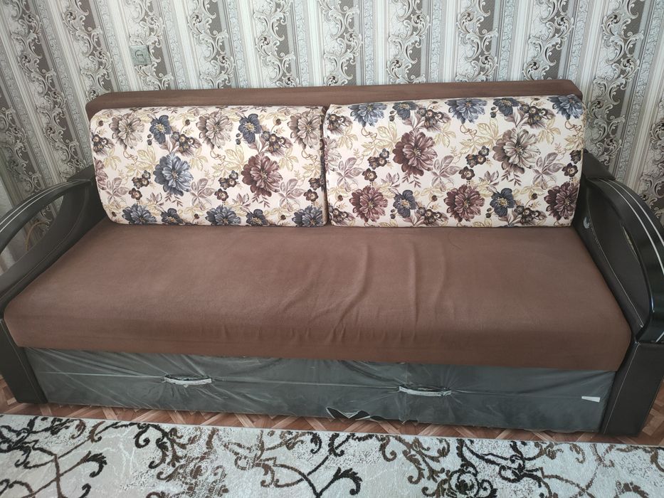 Продам раскладной диван