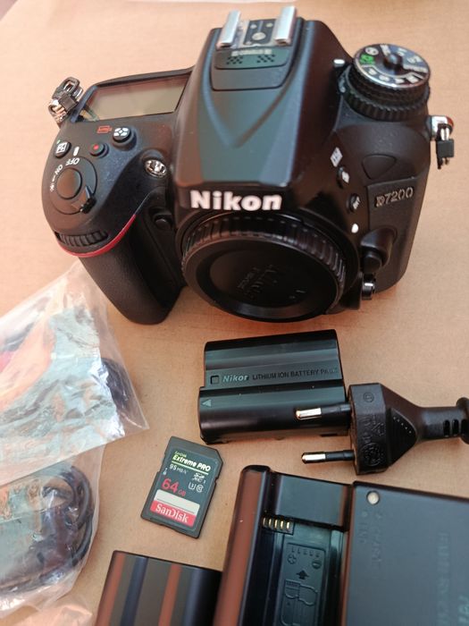 Nikon D7200 + obiectiv 35mm yongnuo