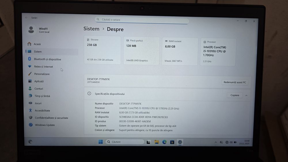 Lenovo ThinkPad T14s Carbon