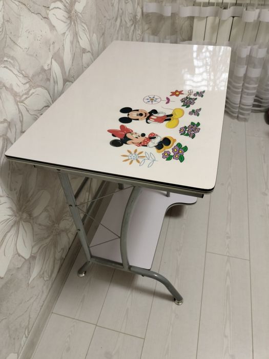 Детский компьютерный стол ..