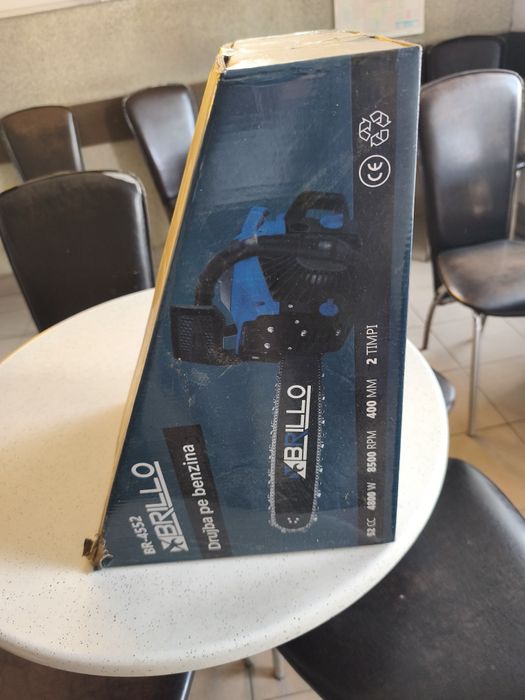 Drujbă benzina, nouă.