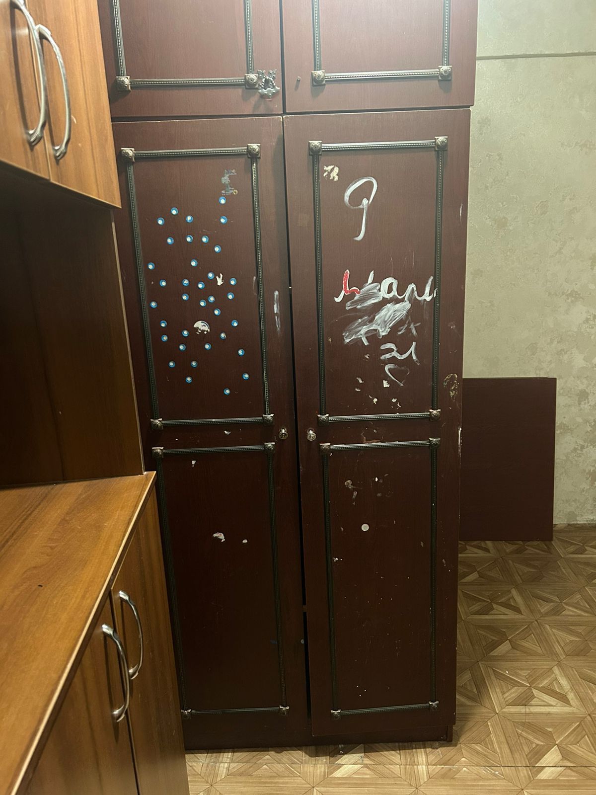 Отдам шкаф бесплатно