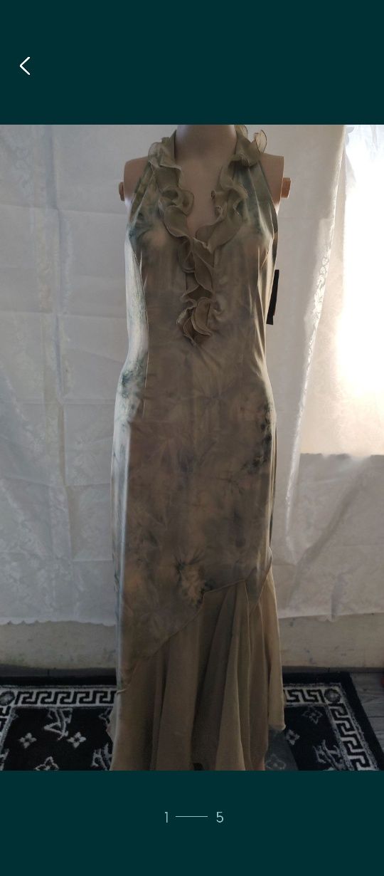 ROCHIE superbă, casa NANETTE.Noua,cu etichetă!
