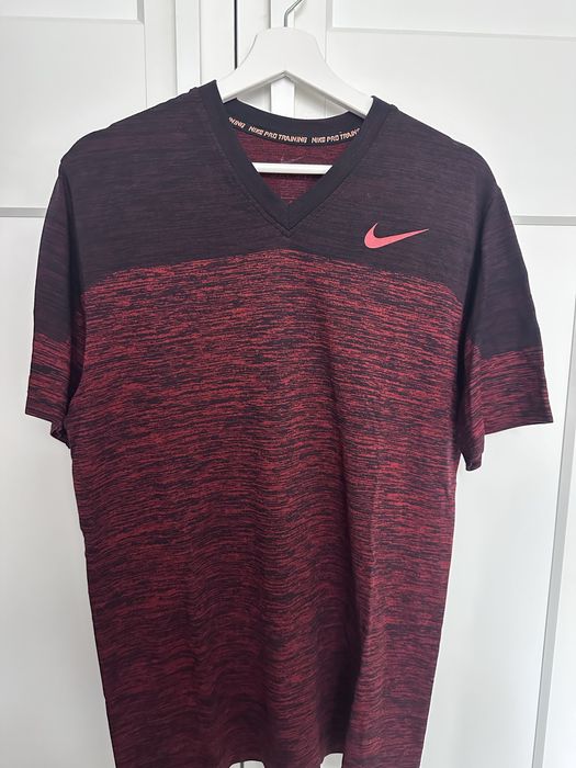 Тениски и долница Nike