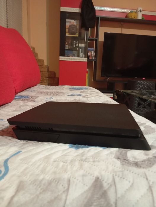 Playstation 4 (PS4) SLIM 1TB + ИГРИ