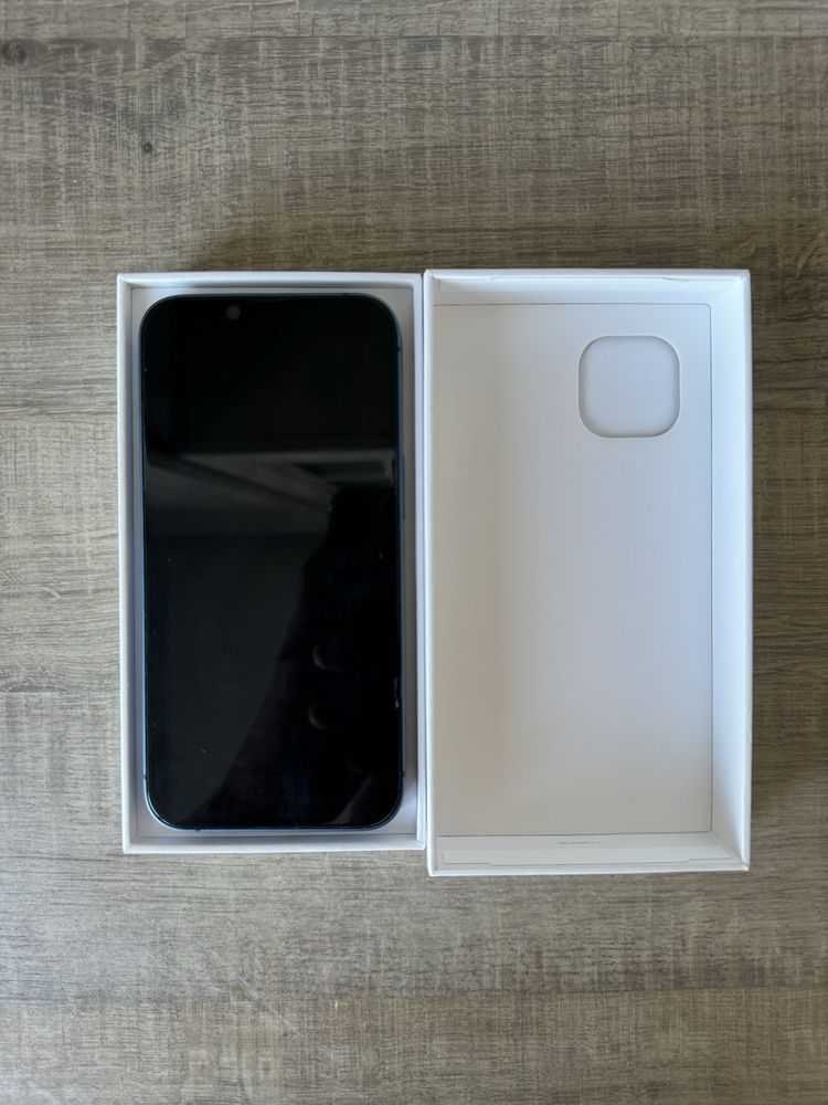 Продаю iPhone 13,128GB