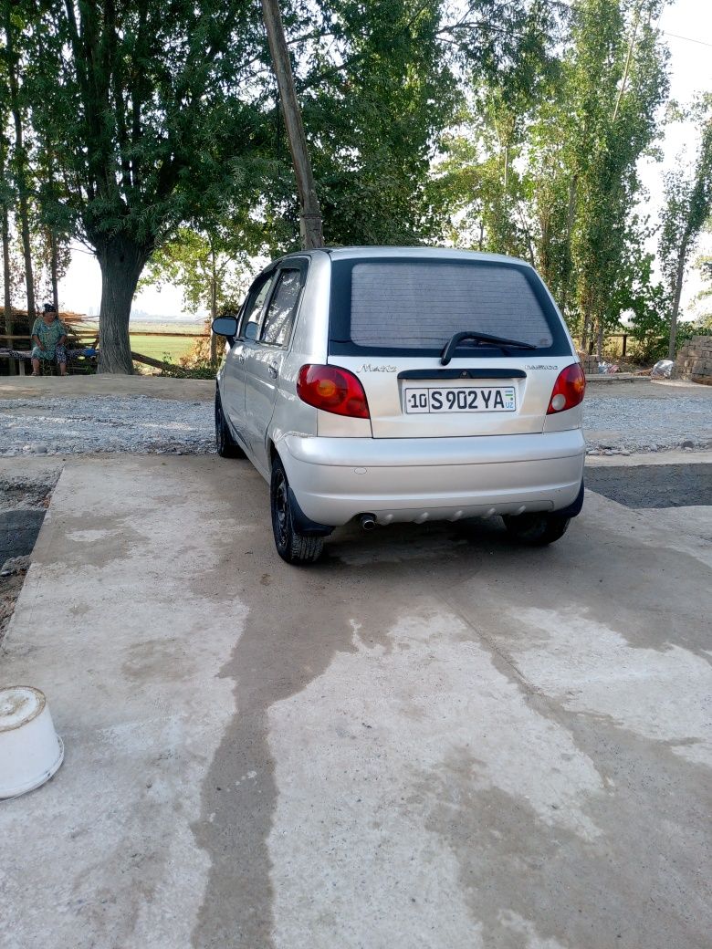 Mashina yaxshi xolatda minishga tayyor motor hadavoy aybi yoq