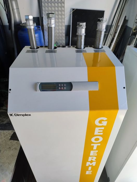 Pompă de căldură Dimplex apă-apă 20 kW – stare excelentă