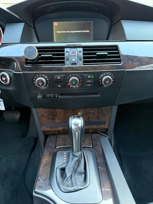 Vand bmw e 60 m pachet 520d distributie fata