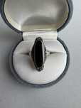 Inel din argint, onix si marcasite