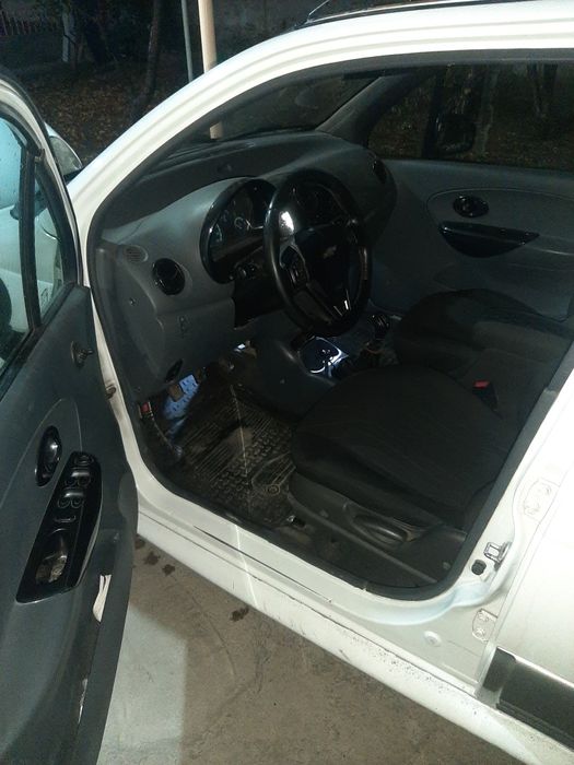 Sotiladi Best 2017 yil METAN Gazi bor