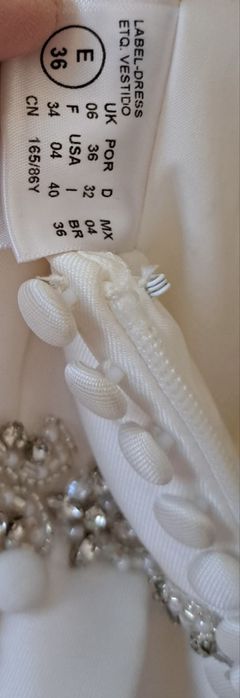 Vand rochie de mireasa Pronovias, matase Mikado, model Malena