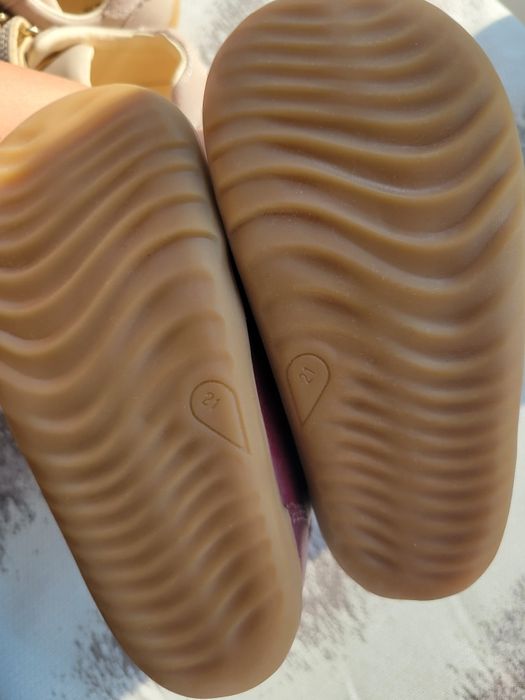 Pantofi NOI,  Bobux piele marimea 20 și 21