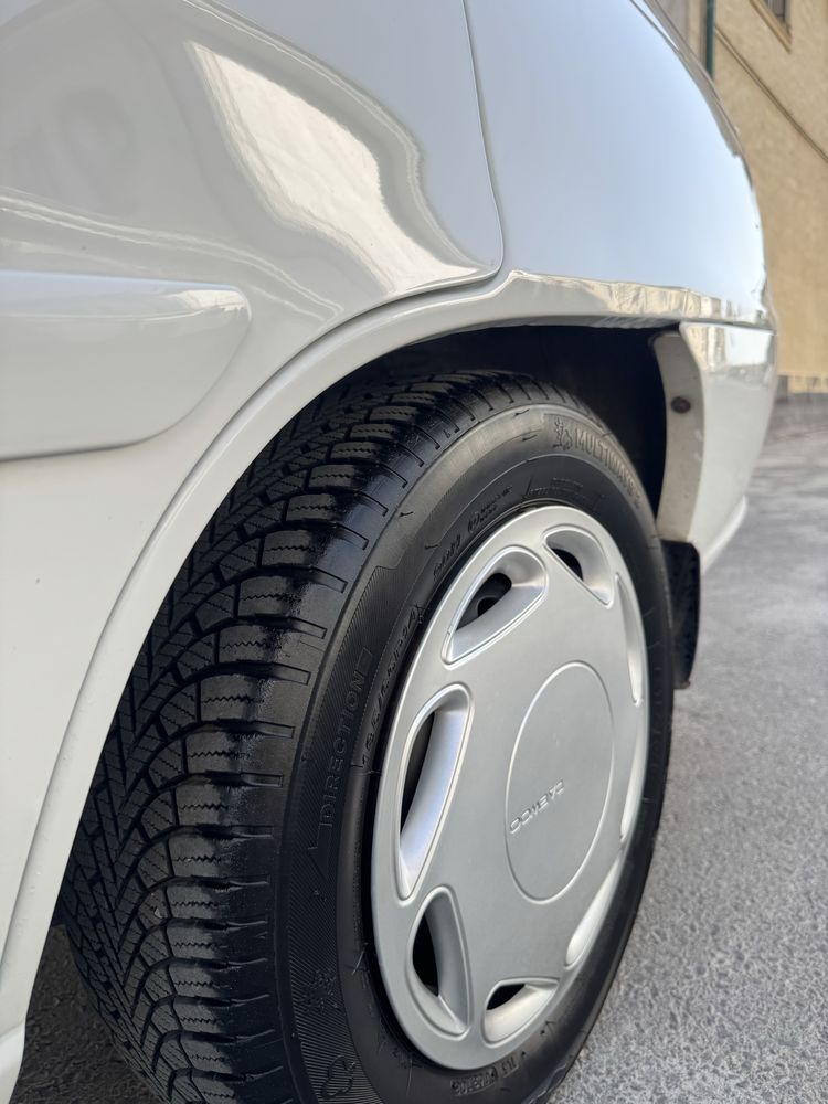 Nexia 2 1,5 gibrit Srochno !!! Super kondyor