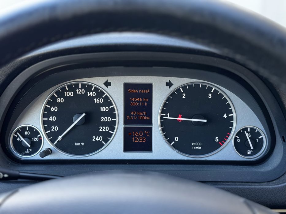 Mercedes Benz B class B200 / 2.0 Diesel / Euro 5 / cash sau rate