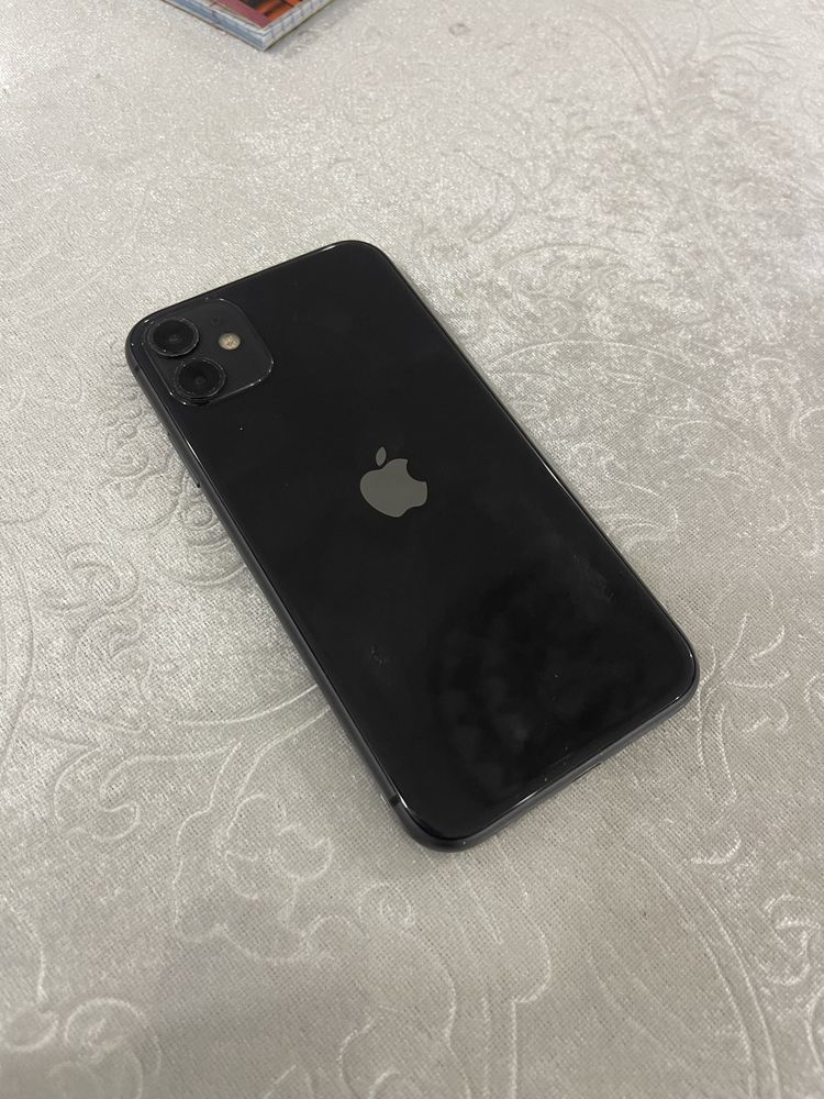 IPhone 11 в отличном состоянии