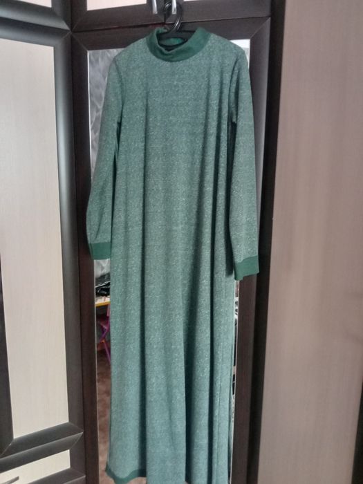 Женское платье теплое