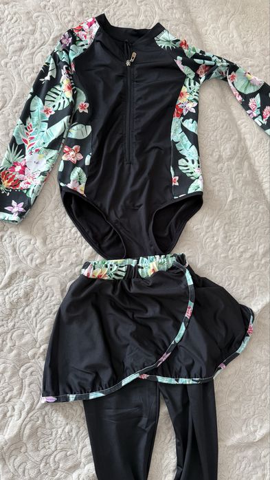 Купальник на 8-9 лет