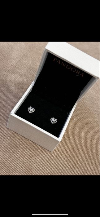 Пандора обеци Pandora