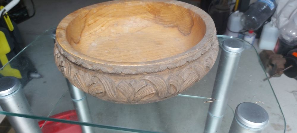 Старинни мебели масичка полилей купа