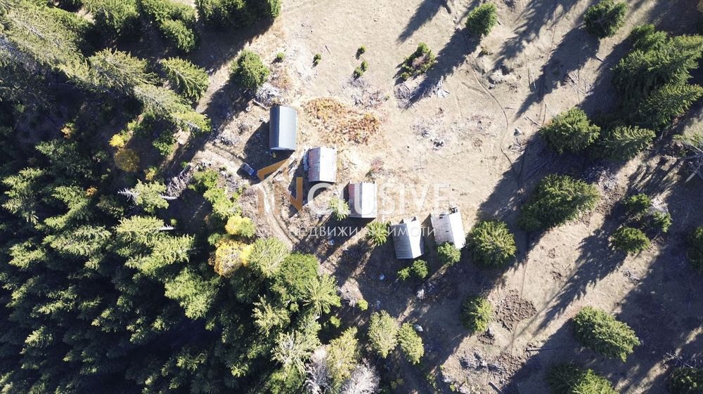 5 бунгала в Пампорово парцеил 2100кв. ток вода канаялизация