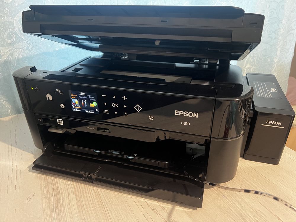 Принтер Epson L810 в прекрасном состоянии