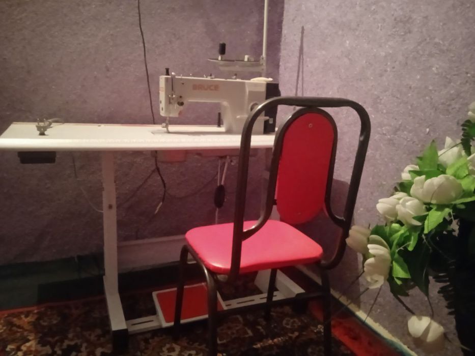 Bruce tikuv moshinasi ideal holatda