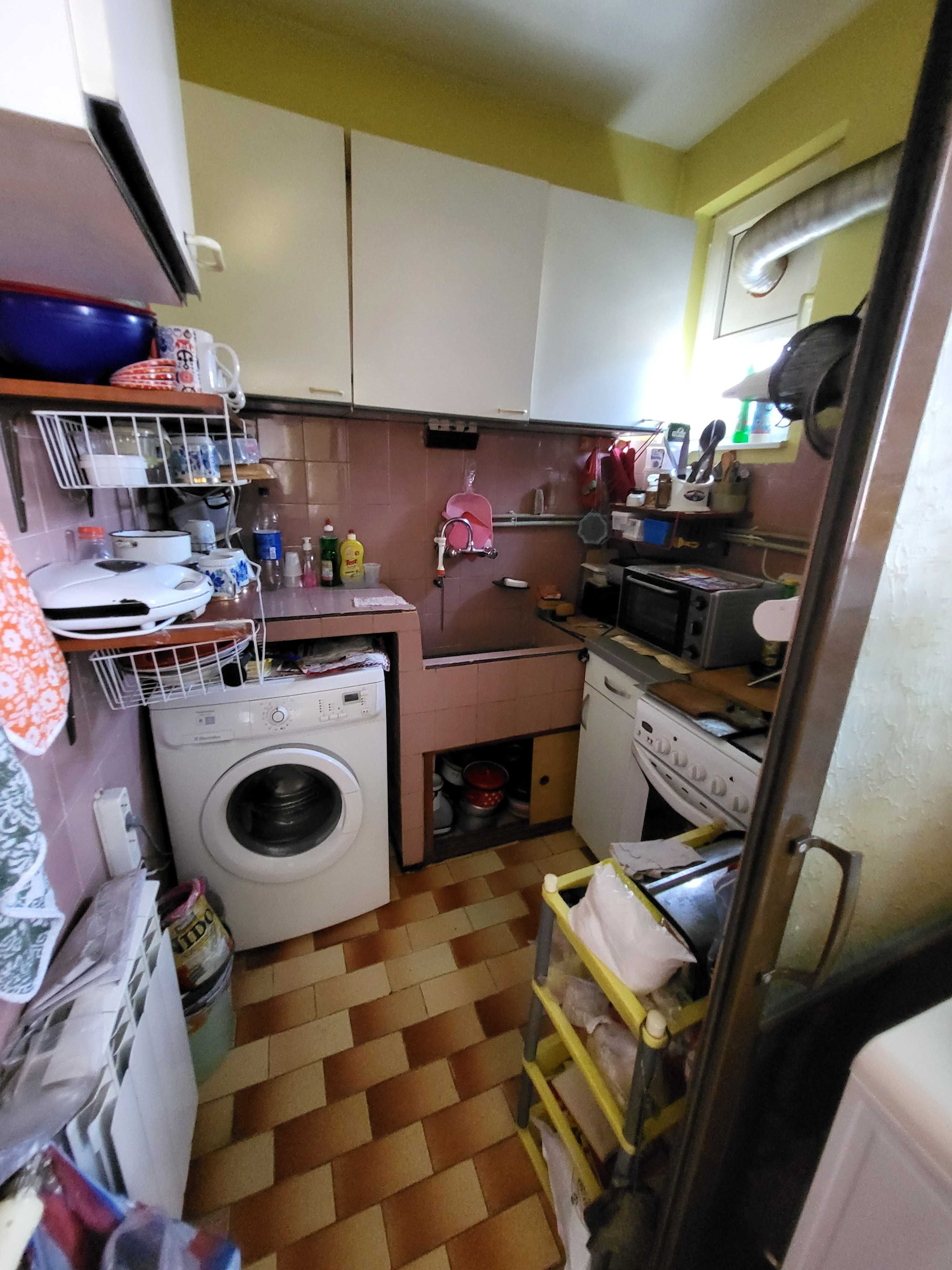 Продавам къща в гр.Пещера