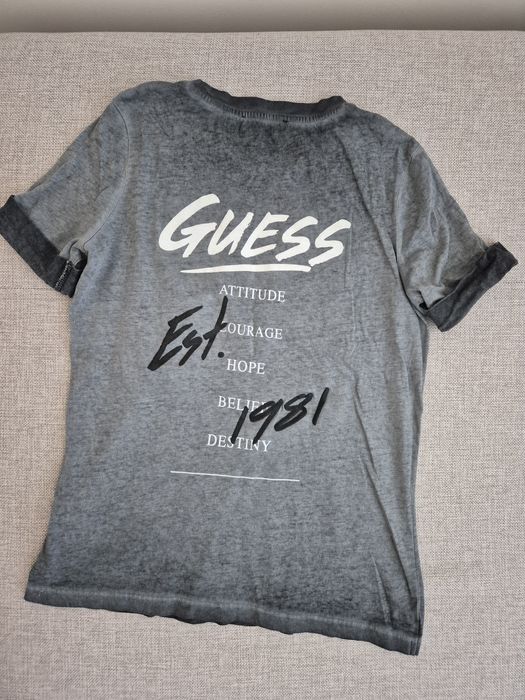 Оригинална тениска Guess