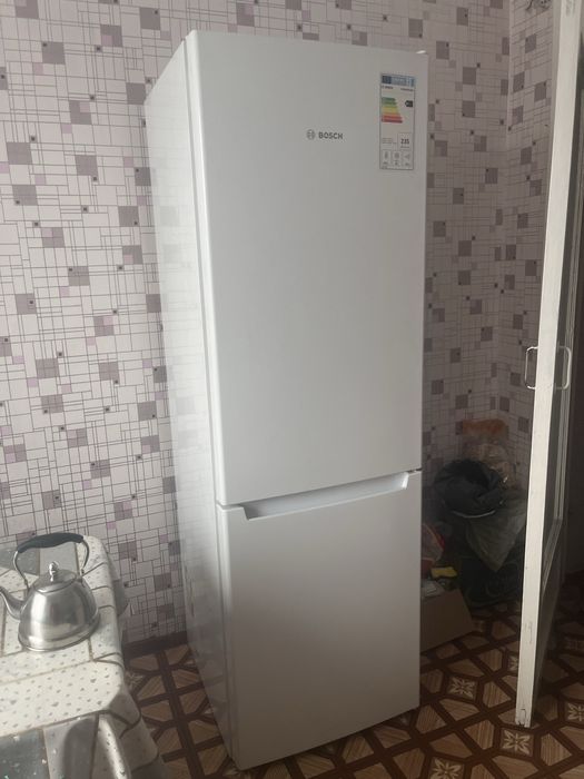 Холодильник bosh