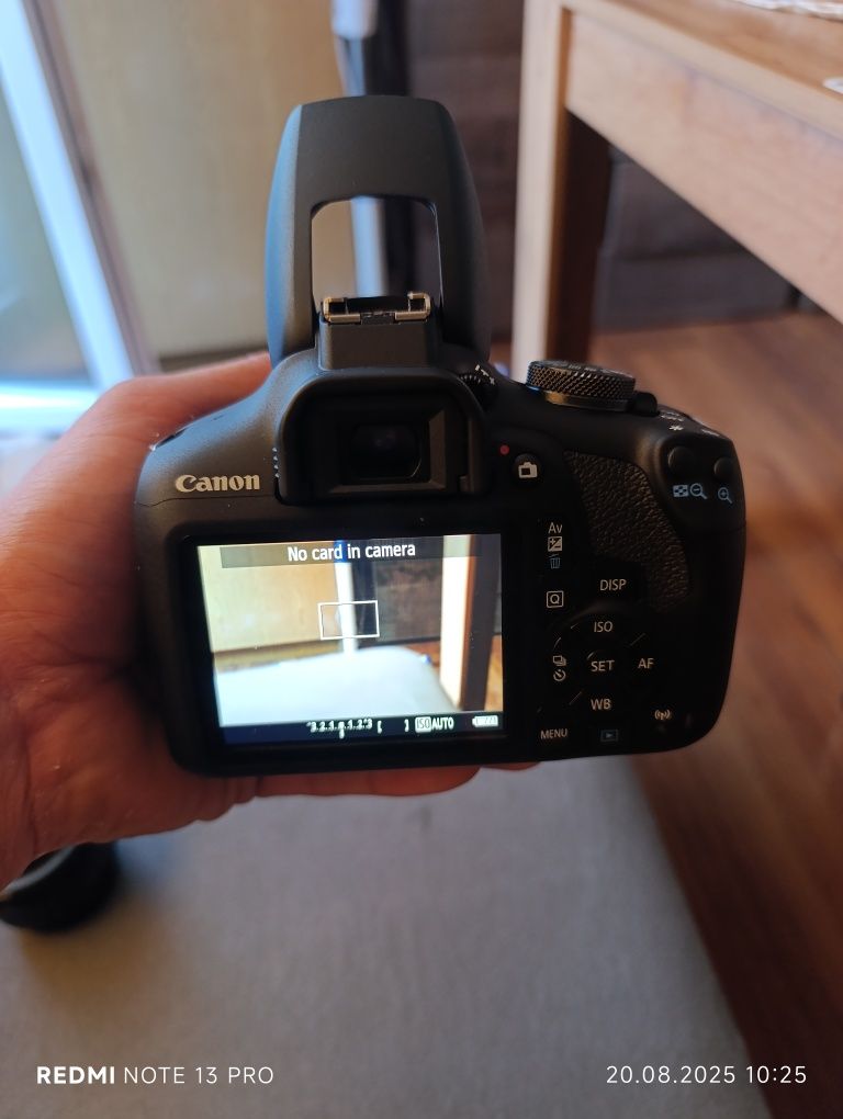 Canon eos 2000d  БАРТЕР