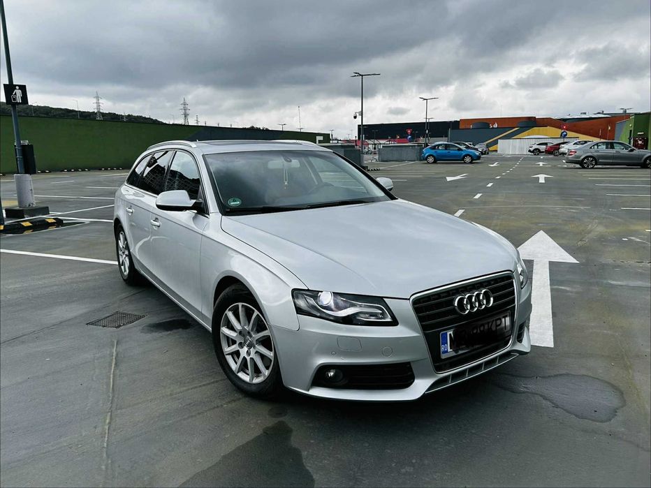 Vând Audi A4 B8- 2.0 TDI 170 CP -Panoramică, piele, stare excelentă!