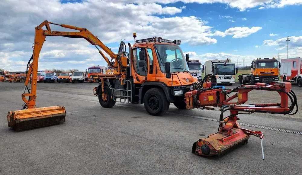 Unimog cu doua cositori Mulag