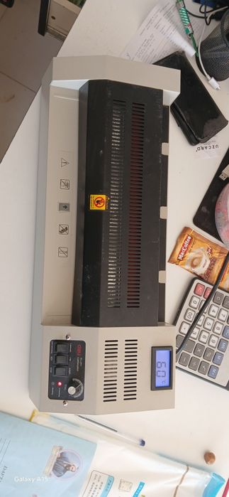 Laminator deli sotiladi