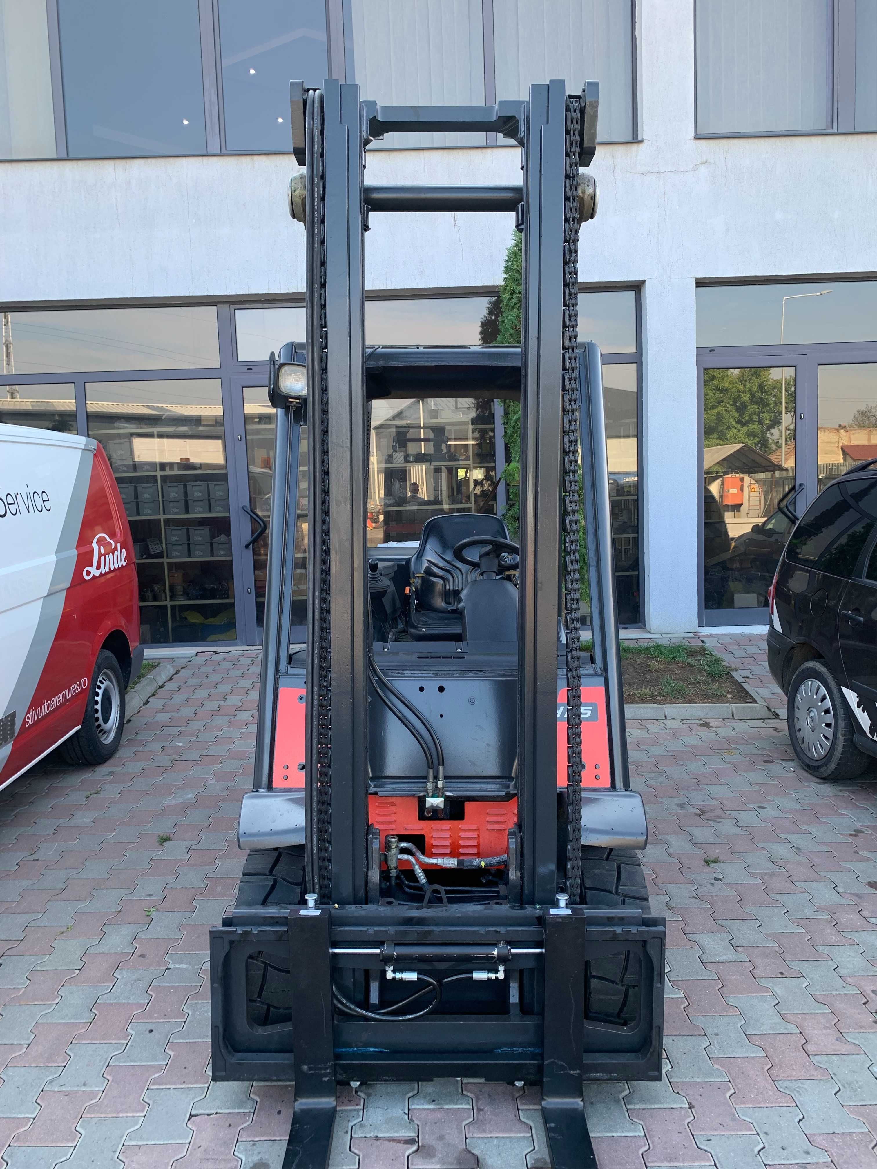 Stivuitor - Motostivuitor Linde H25T GPL Anul fabricatiei 2010