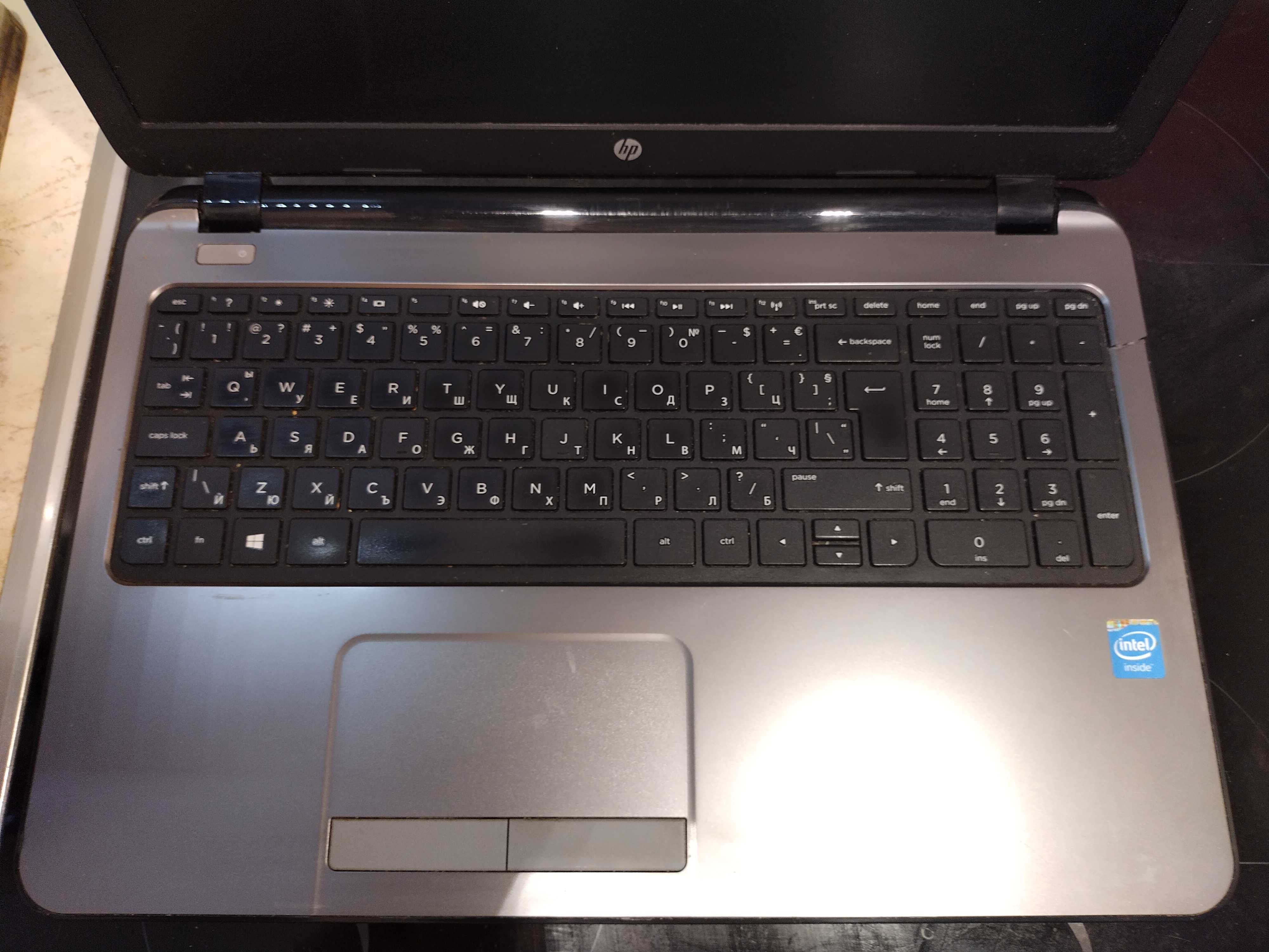 HP RT3590 laptop лаптоп за части