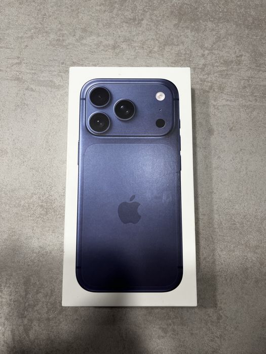 Iphone 17pro blue sugilat