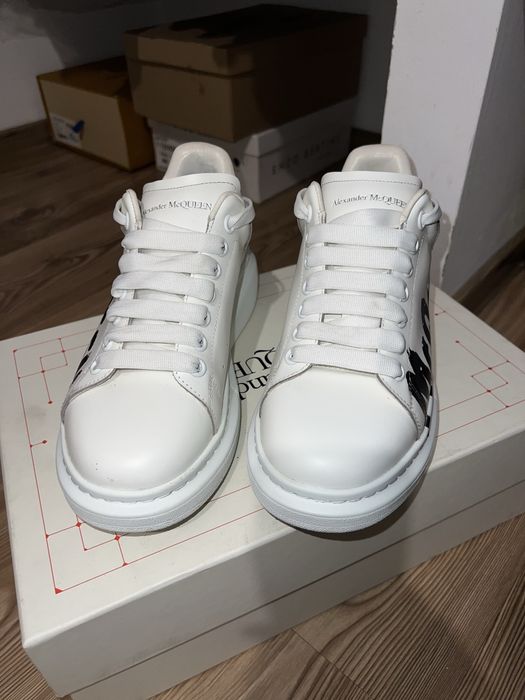 adidasi Alexander McQueen