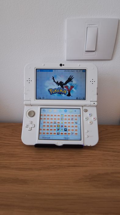 New Nintendo 3DS XL, 2000 jocuri Modat, 19 in 1
