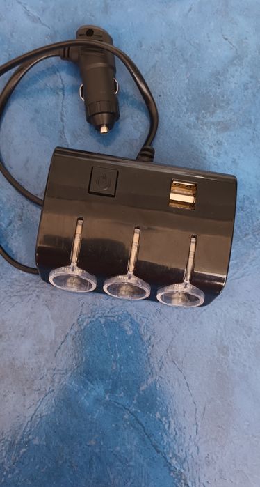 Este noua priza auto 12- 24