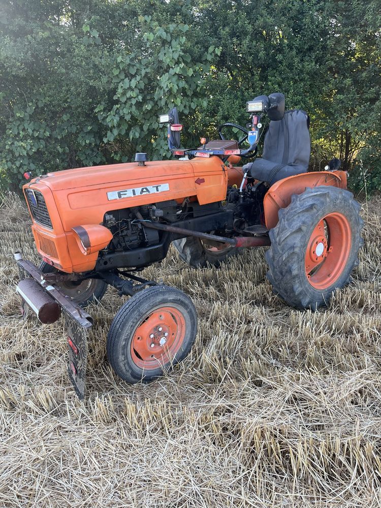 Vand tractor fiat 215 Sau schimb cu utb 650