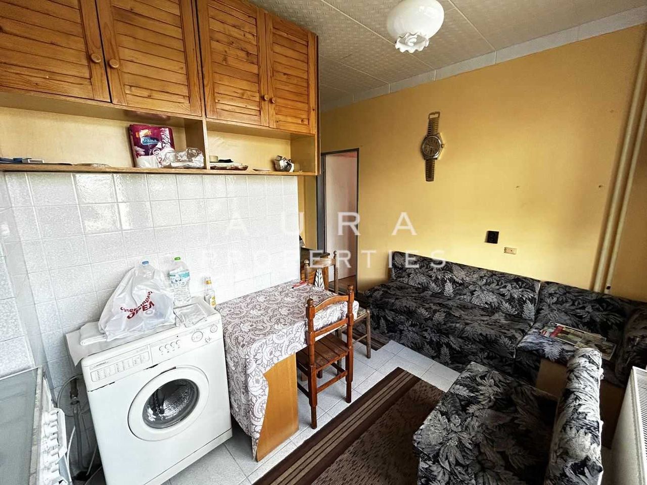 Продава се Двустаен апартамент в Разград, Орел - 62 кв.м за 987 €/кв.м - Снимка #1