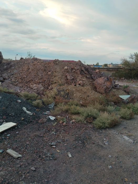 Продам скальник на планировку участка