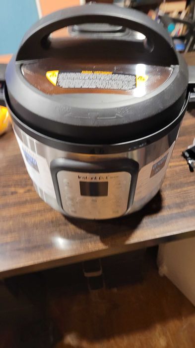 Instant Pot DUO CRISP  AIR FRYER мултикукър еър фрайър- нов- 8 литра