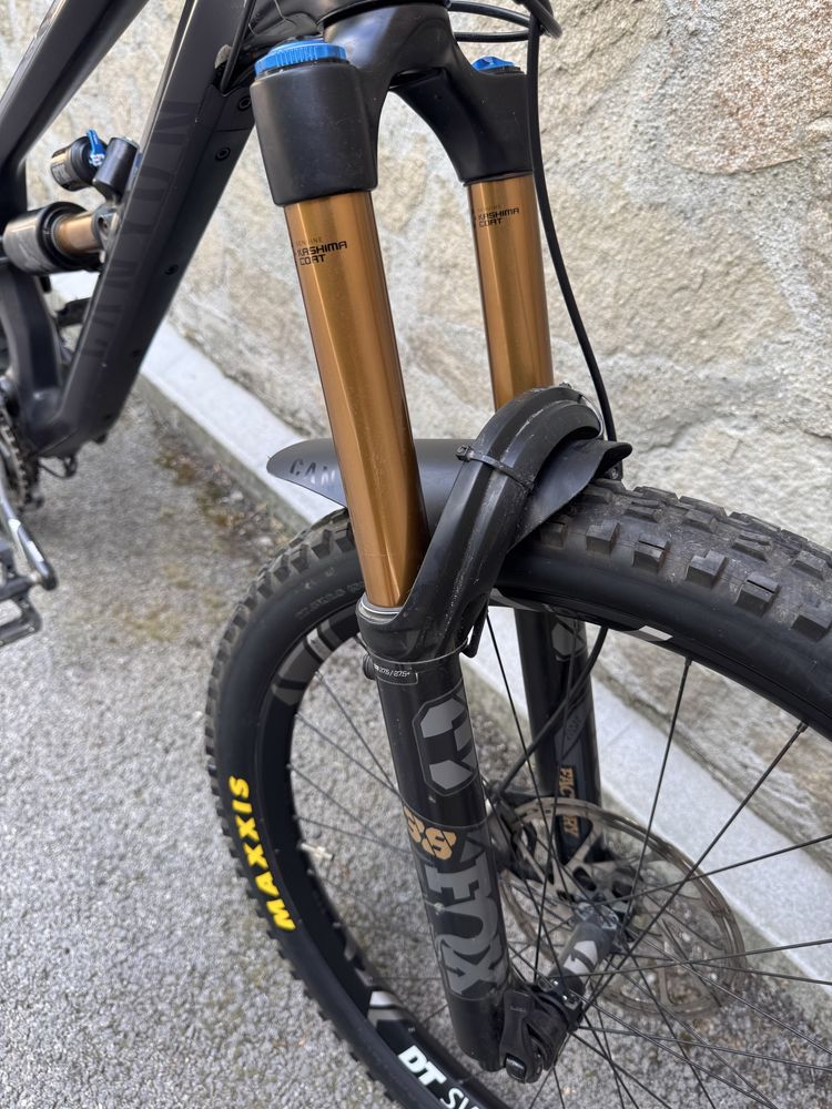Колело Canyon Torque CF 9 L 2021