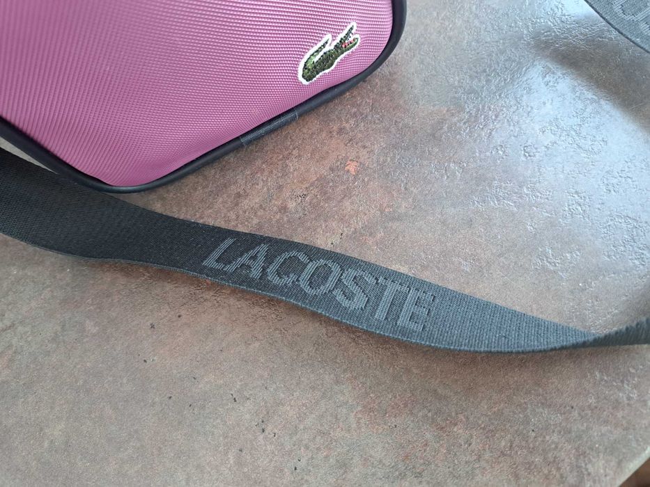 дамска чанта,малка лилава чантичка Lacoste,лакоста