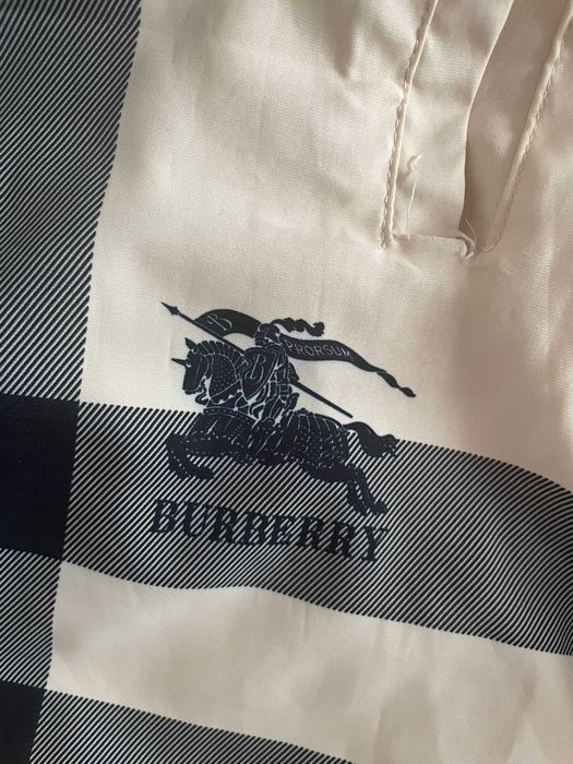 Shorts Burberry Marimea M