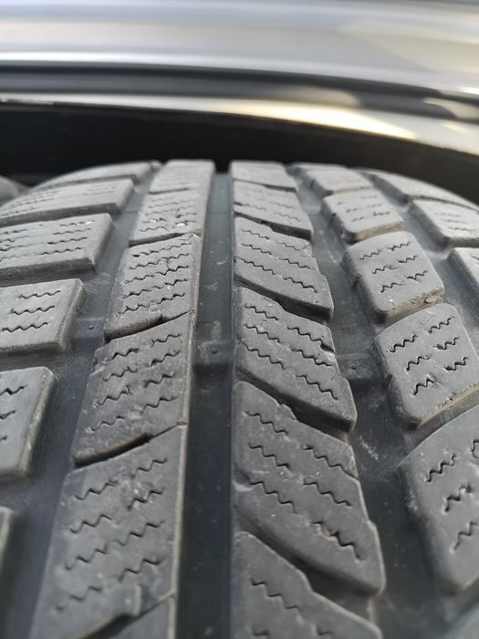 Зимни гуми NEXEN 235/55/17