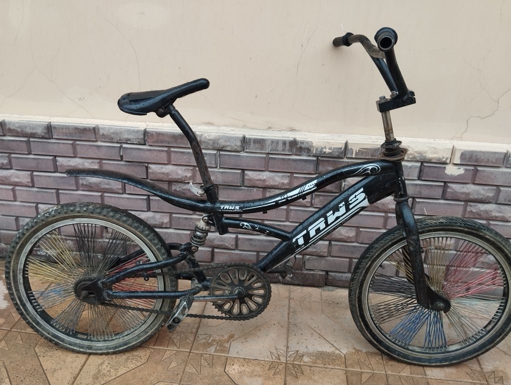 Velosiped sotiladi