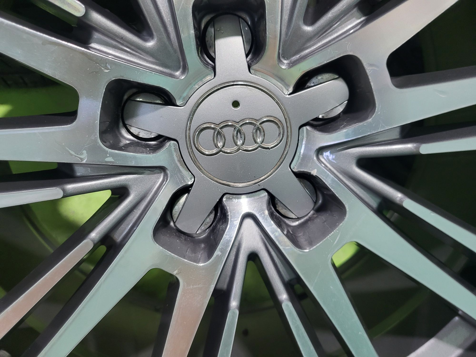 19 5x112 Audi лети джанти 5х112 ауди 235/35/19
